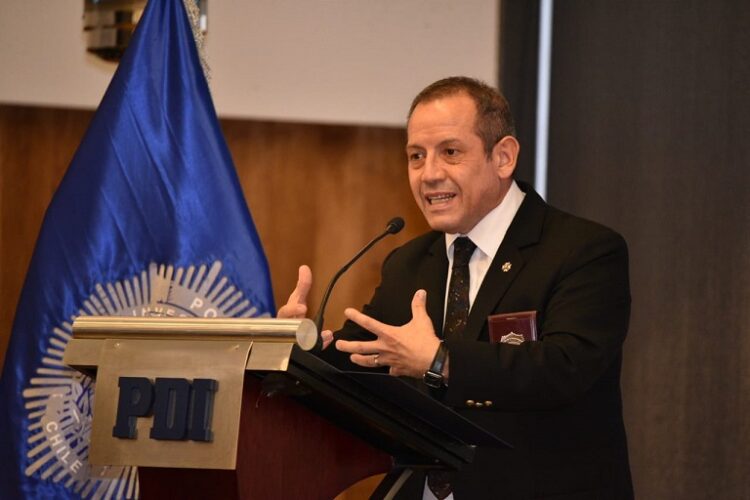 PDI y CIEP firman convenio de colaboración para fortalecer investigación medioambiental