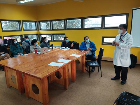 Conforman la primera mesa de trabajo entre autoridades y comunidad de Mañihuales para mejorar salud en el sector