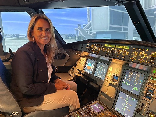 Auxiliares de vuelo recuerdan sus momentos más memorables en el Día Internacional del Auxiliar de Vuelo