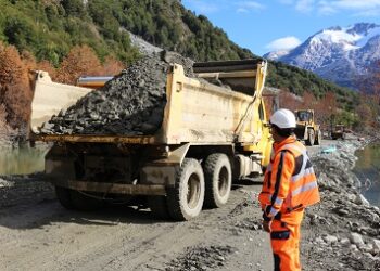 SEREMI DEL MOP, PATRICIO SANHUEZA AFIRMÓ: “PLAN PARA ZONAS EXTREMAS PERMANENTE NOS PERMITIRÁ AVANZAR EN CONCRETAR CONSTRUCCIÓN DE INFRAESTRUCTURA EN DONDE ANTES NO LO PODÍAMOS HACER”