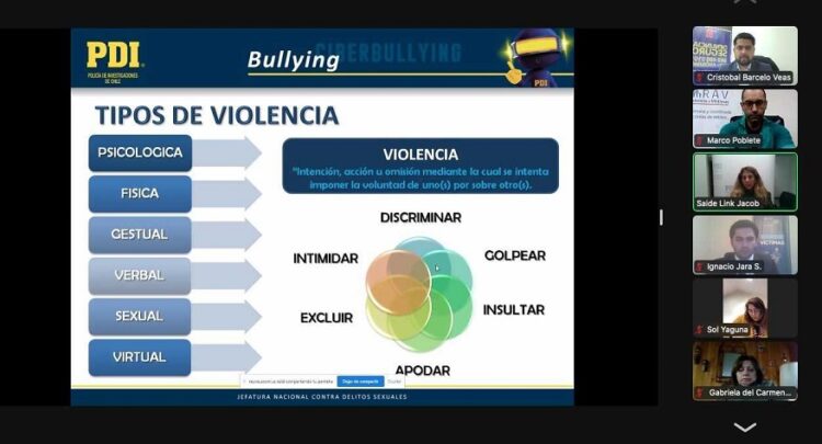 Docentes y paradocentes se capacitan en temáticas de Bullying y Ciberbullying