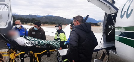 Aysén: Carabineros prestó colaboración tras grave accidente que sufrió policía de la Gendarmería Nacional Argentina en la frontera cerca de Lago Verde