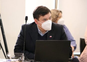 Según consejero Omar Muñoz estrategia para mejorar la ejecución presupuestaria “pone énfasis en reducir el presupuesto de la región”