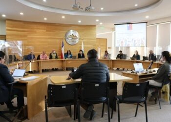 Autoridades regionales y Alcaldes fijan postura en torno a la implementación del SLEP Aysén