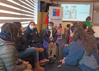 Bomberas y aspirantes participan en Primera Jornada por la Equidad de Género