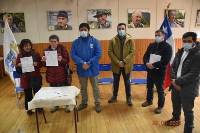 Entregan terreno a empresa que habilitará con paneles fotovoltaicos a familias rurales de Cisnes