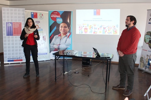 En Plaza Ciudadana de Gobierno en Terreno en Cochrane, autoridades regionales de Educación expusieron avances y planes sectoriales