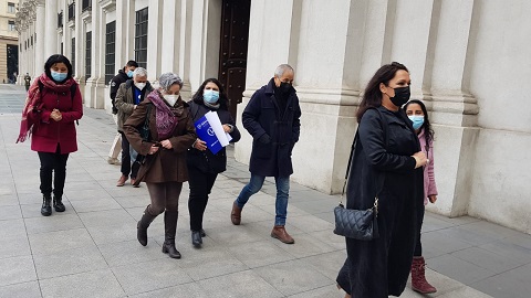 REPARACIÓN Y ACCESO A LA EDUCACIÓN PARA JÓVENES DETENIDOS EN LA REVUELTA PIDEN AL PRESIDENTE BORIC PARLAMENTARIOS Y COLEGIO DE PROFESORES