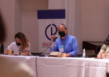 LA VIOLENCIA NO ES EL CAMINO EN LA CAUSA DE LA EDUCACIÓN PÚBLICA