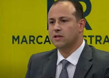 Un Héroe sin Capa: La Historia Capitán Rafael Harvey