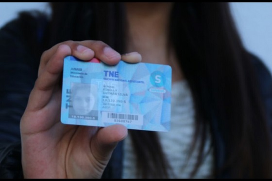 Ministerios de Educación y Transportes y Telecomunicaciones llaman a revalidar la Tarjeta Nacional del Estudiante TNE