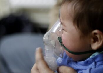 Retorno a clases: cómo proteger a los niños de la frecuencia simultánea de virus respiratorios
