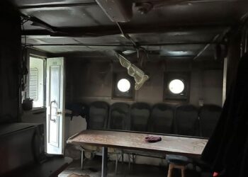 Alcalde por incendio en barcaza: “¿Tiene que morir alguien para las que las autoridades reaccionen?”