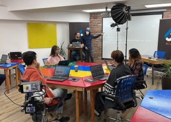 Lanzan convocatoria en la Región de Aysén con más de 1.500 becas de especialización digital
