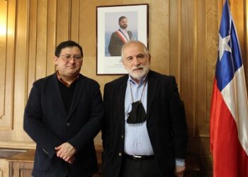 Delegado Rodrigo Araya articula trabajo con Ministro de Vivienda para prioridades habitacionales de Aysén