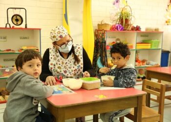 ¿Cómo alimentar saludablemente a niñas/os en vacaciones de invierno?