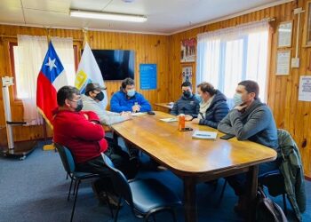 Cisnes: Mesa publico privada busca avanzar en mayor conectividad y asegurar abastecimiento