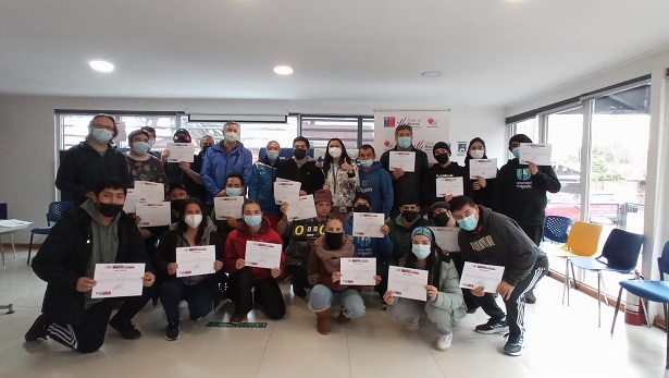 Más de 30 personas participaron en capacitación de Tenis de Mesa y Arbitraje en Coyhaique