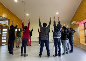 Descontaminación atmosférica Festival de teatro ambiental estudiantil en Puerto Aysén y Coyhaique