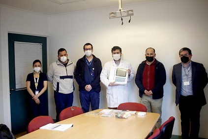 Empresas Bahamonde donó electrocardiograma a Unidad de Diálisis del Hospital de Aysén