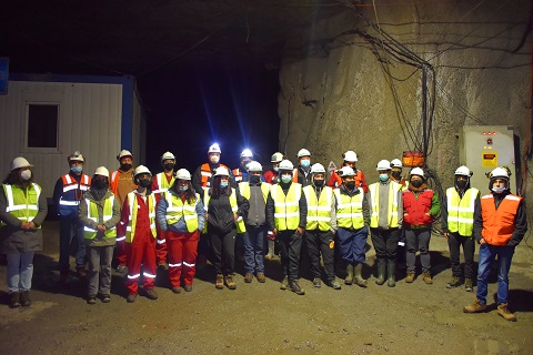 SEREMI de Minería encabezó convenio de colaboración entre la Minera Pacífico del Sur y el Liceo Mañihuales