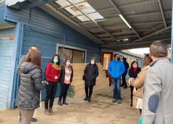 Seremi de Educación visitó las obras de habilitación de los inmuebles donde funcionará provisoriamente la Escuela Diferencial España