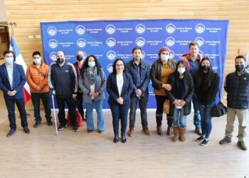 Gobernadora Regional Andrea Macías Palma recibe a Comités Vivienda