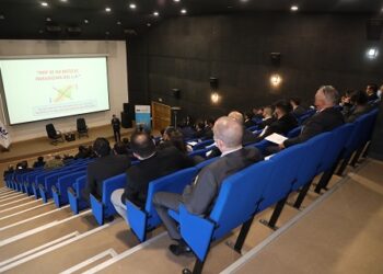 Coyhaique: Detectives y fiscales se capacitan en combate al crimen organizado