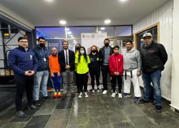 CORPORACIÓN MUNICIPAL DE DEPORTES ENTREGA BECAS A DEPORTISTAS DE LA COMUNA