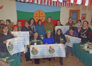 Mesa de la Mujer Indígena se reúne y dialoga con autoridades