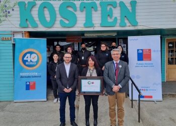 Ministerio de Trabajo y Previsión Social entregó Certificado Sello 40 Horas a empresa de Puerto Ibáñez