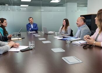 Subpesca y Sernapesca avanzan en la creación del Registro de Actividades Conexas de la pesca artesanal