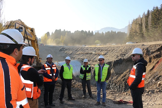 VIALIDAD GENERA CONJUNTO DE MEDIDAS PARA SOLUCIONAR SOCAVÓN PRODUCIDO A LA ALTURA DEL SECTOR LA CRUZ, ENTRE LA AVENIDA BAQUEDANO Y EL MUSEO REGIONAL