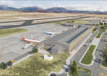 Aeropuertos de Balmaceda y Punta Arenas han movilizado más de 500 mil pasajeros en conjunto durante 2022