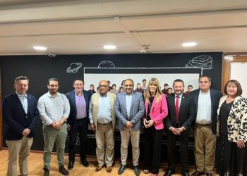 ALCALDE CARLOS GATICA PLANEÓ A MINISTRO DE HACIENDA LA REALIDAD DE LA EDUCACIÓN PÚBLICA EN LA REGIÓN Y COMUNA DE COYHAIQUE