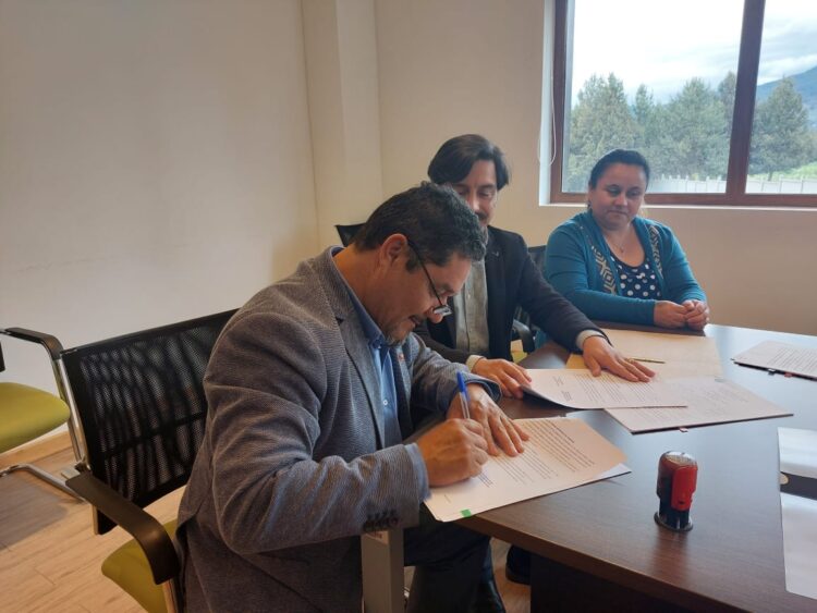 MUNICIPALIDAD DE GUAITECAS RECIBE MÁS DE 400 MILLONES DE PESOS PARA PROYECTOS COMUNALES