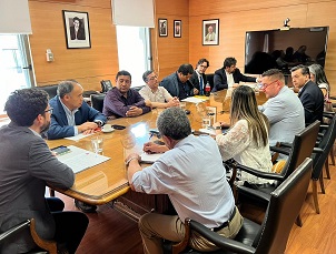 Acuerdan trabajo tripartito permanente para avanzar en protección laboral de buzos