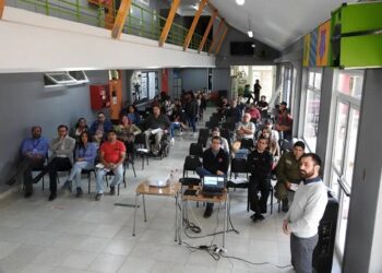 MOP PRESENTA A COMUNIDAD DE CHILE CHICO TRES ANTEPROYECTOS DE DISEÑOS DE NAVES PARA ELECCIÓN DE ALTERNATIVA QUE OPERARÁ EN EL LAGO GENERAL CARRERA