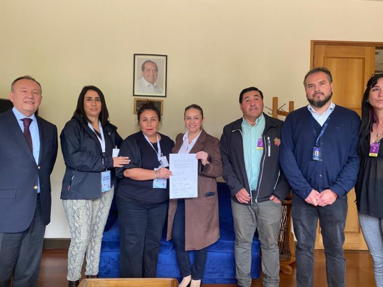 Gestiones entre Senadora Ordenes y Trabajadoras de jardines VTF permiten avanzar en nuevos beneficios