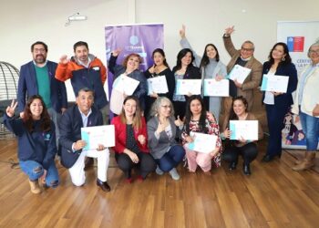 Agentes preventivos y monitoras/es juveniles recibieron certificación de SernamEG y Municipalidad de Aysén