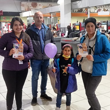 Vecinos de Puerto Aysén se informaron sobre programa Familia de Acogida Especializada