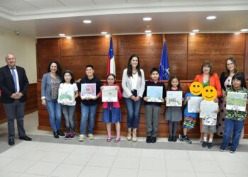 Coyhaique: Comisión de Promoción de Derechos de niños, niñas y adolescentes reconoció a ganadores del concurso “Ponle Color a tus Derechos”