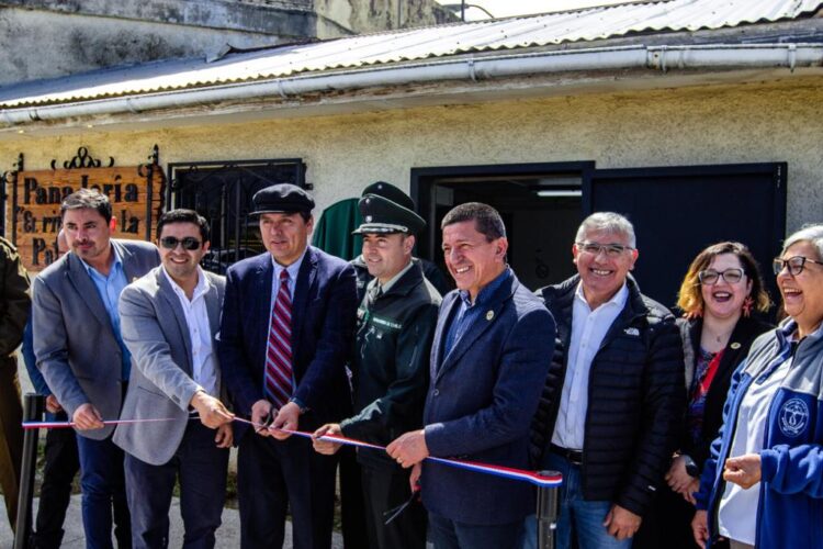 GENDARMERÍA INAUGURÓ NUEVA PANADERÍA EN LA CIUDAD DE PUERTO AYSÉN