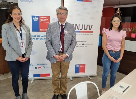IPS e INJUV Aysén llaman a jóvenes para que apoyen a adultos mayores en solicitar la Pensión Garantizada Universal