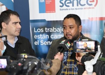 SENCE abre 10.000 cupos para cursos de inglés gratuitos en línea en todo el país con enfoque de género