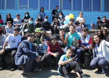 Seremi María Eugenia Durán anuncia inversión para el mejoramiento de infraestructura deportiva en escuela Nieves del Sur