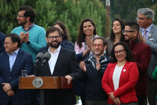 Gobernadora de Aysén planteó al Presidente temas prioritarios para la región: “El lugar donde vives no puede condicionar tus oportunidades de desarrollo”
