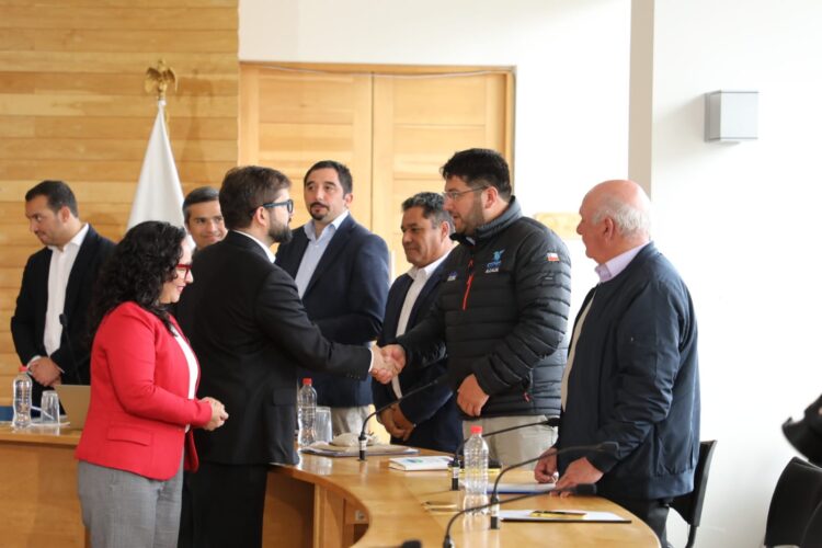 Alcalde Francisco Roncagliolo: “Es fundamental que el concepto Chile por Chile por tierra se siga instalando”