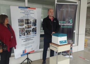 Entregan Centrífuga de Laboratorio para CECOSF de Puerto Chacabuco