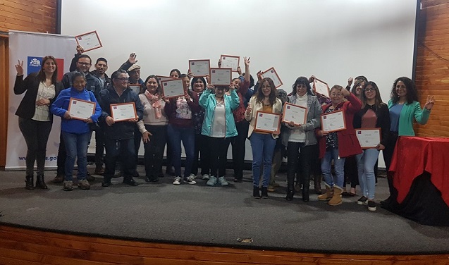 67 emprendedores/as de la comuna Chile Chico potenciaron sus negocios con apoyo del FOSIS